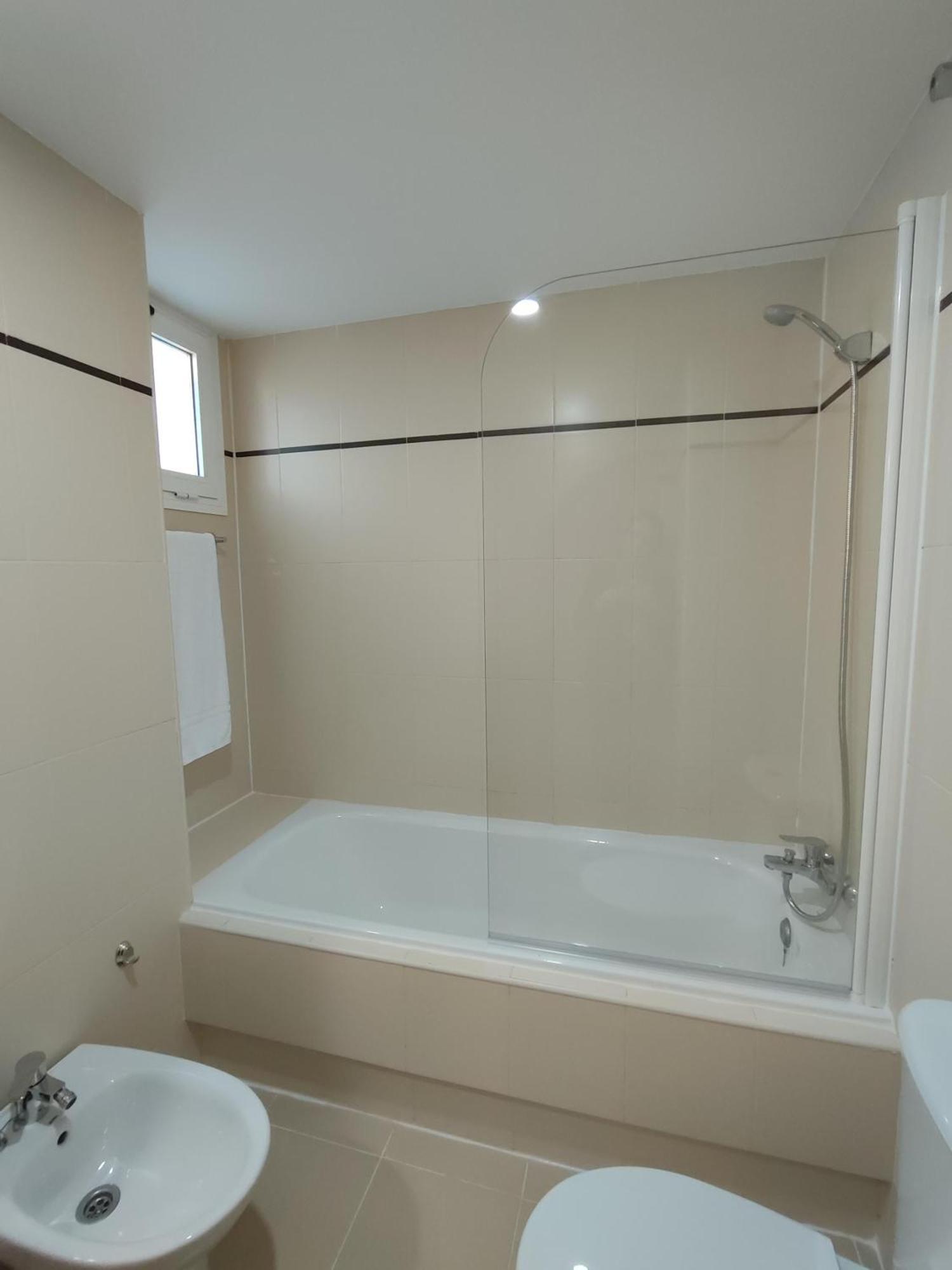 Apartamento En Sevilla Con Piscina Y Parking La Algaba Luaran gambar